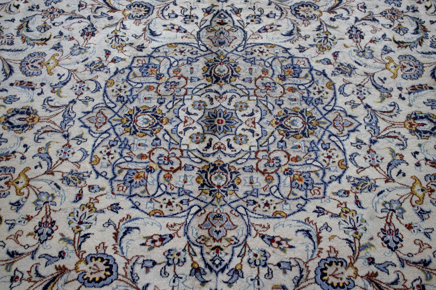 Kashan 400x300 cm Persian Rug Kashan-400x300-cm-Persian-Rug-2-660220
