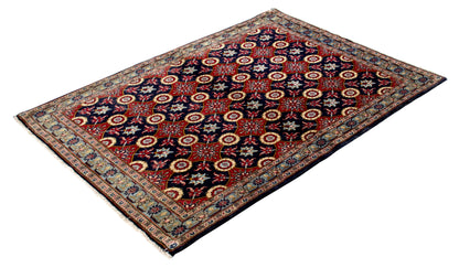 Fine Varamin 155x117 cm Persian Rug Fine-Varamin-155x117-cm-Persian-Rug-6-874969