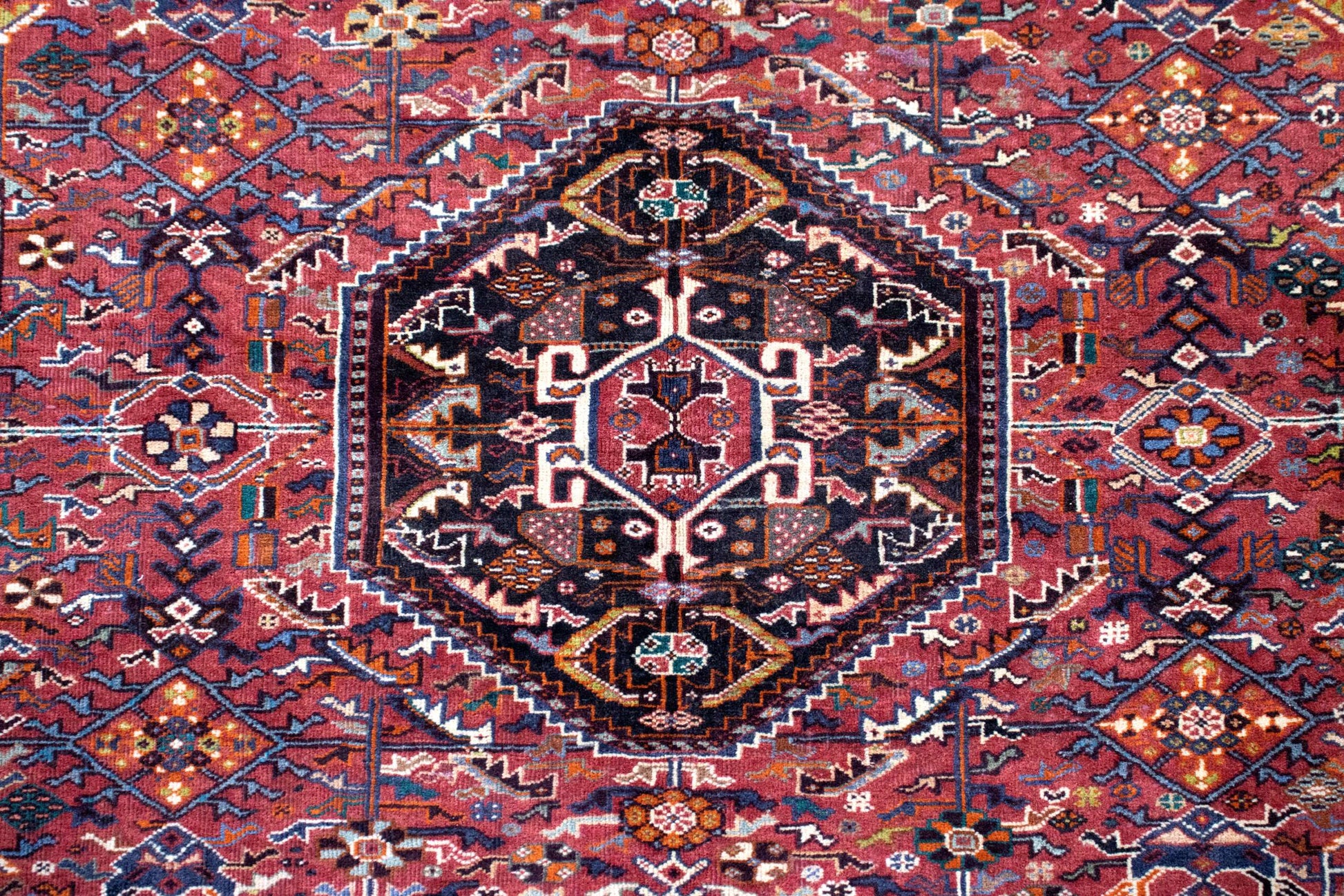 Fine Vintage Qashqai 258x158 cm Persian Rug Fine-Vintage-Qashqai-258x158-cm-Persian-Rug-1-816792